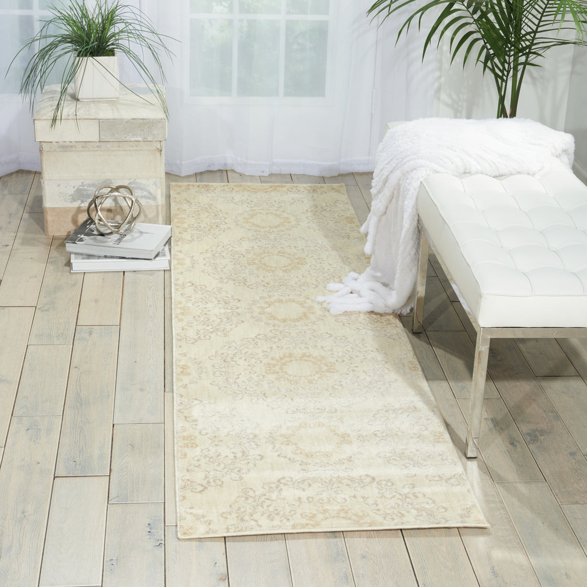 Tranquility TNQ03 Ivory Rug