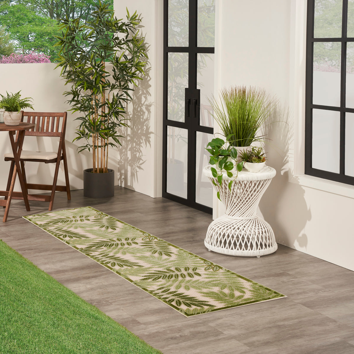 Aloha ALH18 Ivory Green Rug