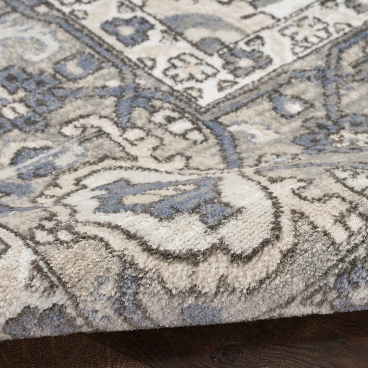 Quarry QUA05 Ivory Blue Rug