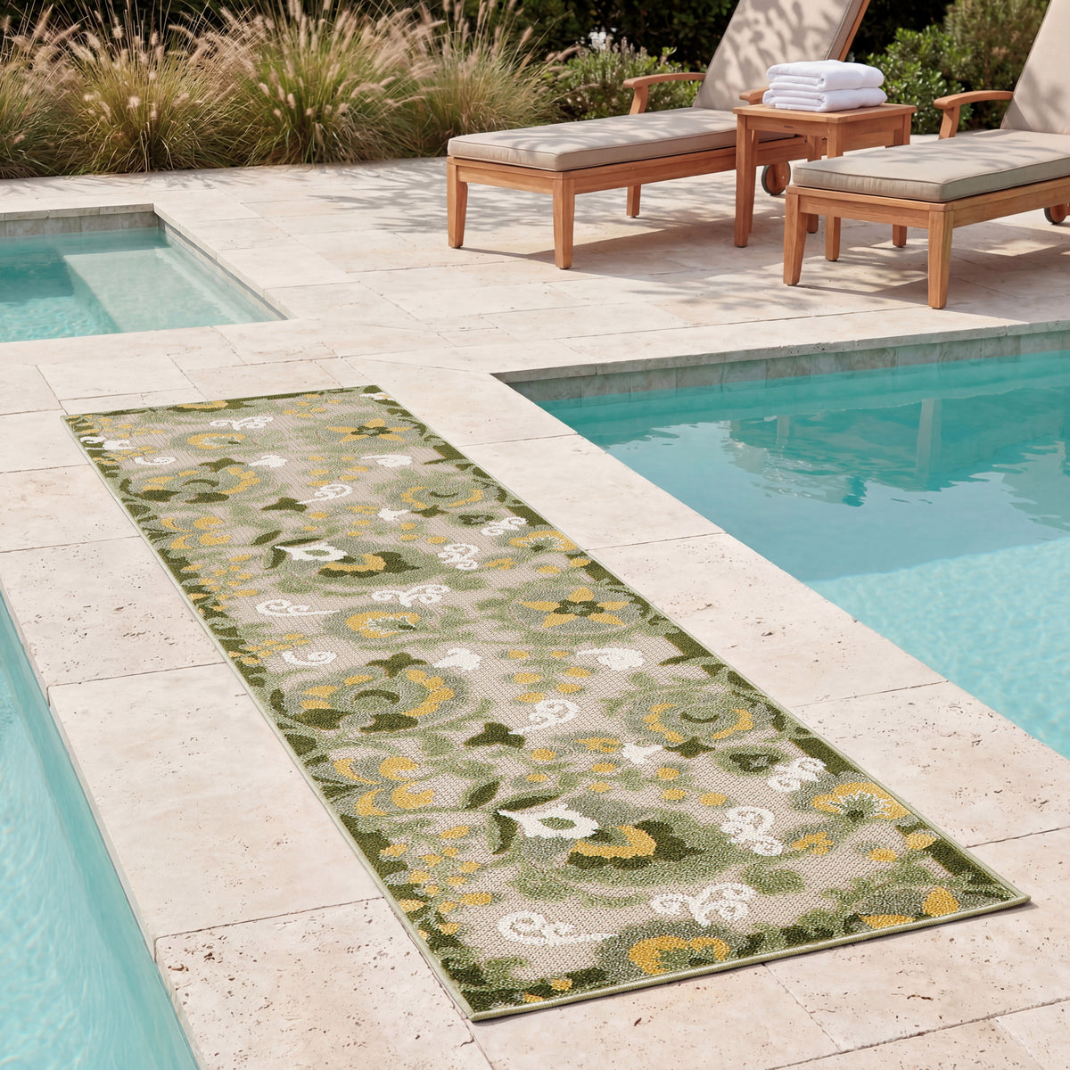Aloha ALH17 Ivory Green Rug