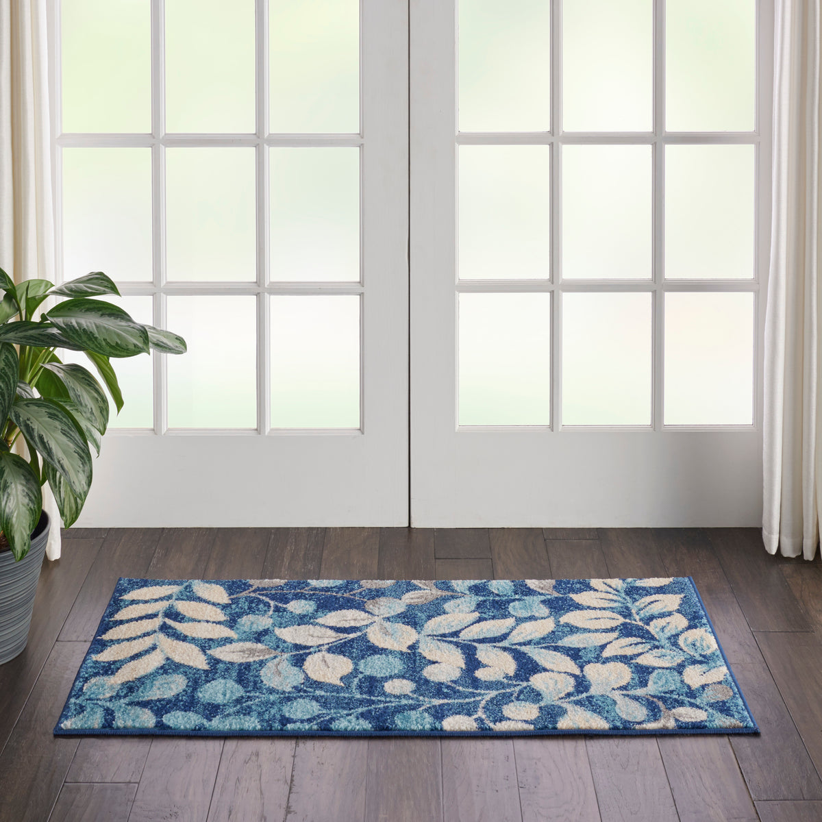 Tranquil TRA03 Navy Rug