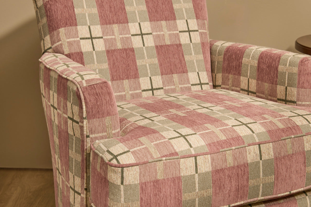 Judge Fabric Swivel Chair