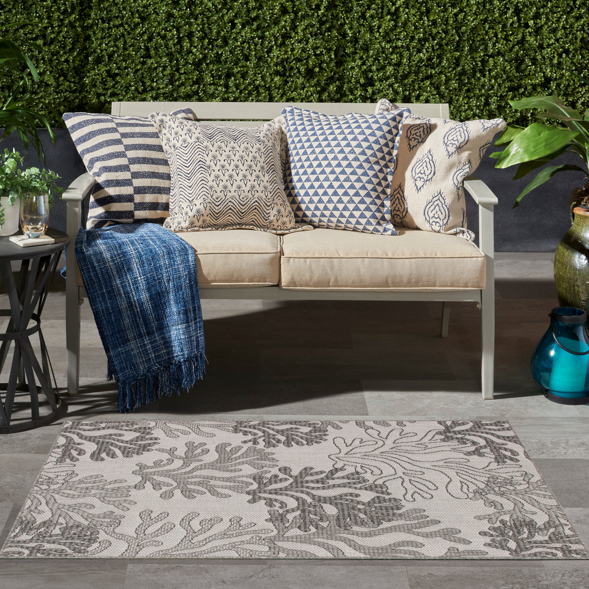 Garden Oasis GOA05 Grey Rug