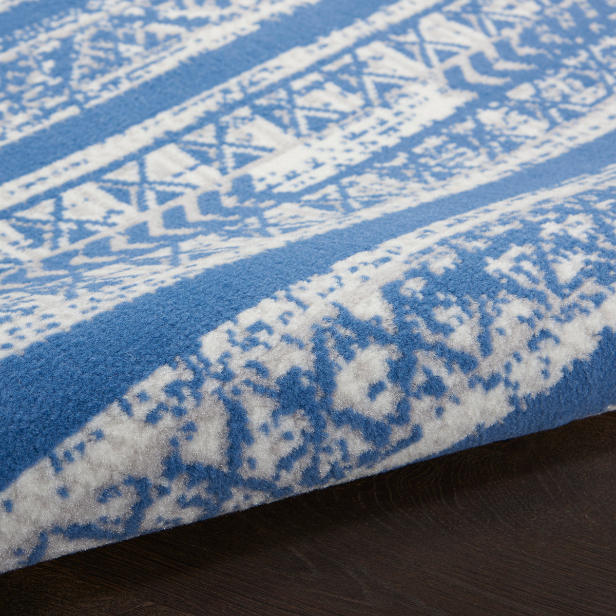 Whimsicle WHS16 Light Blue Ivory Rug