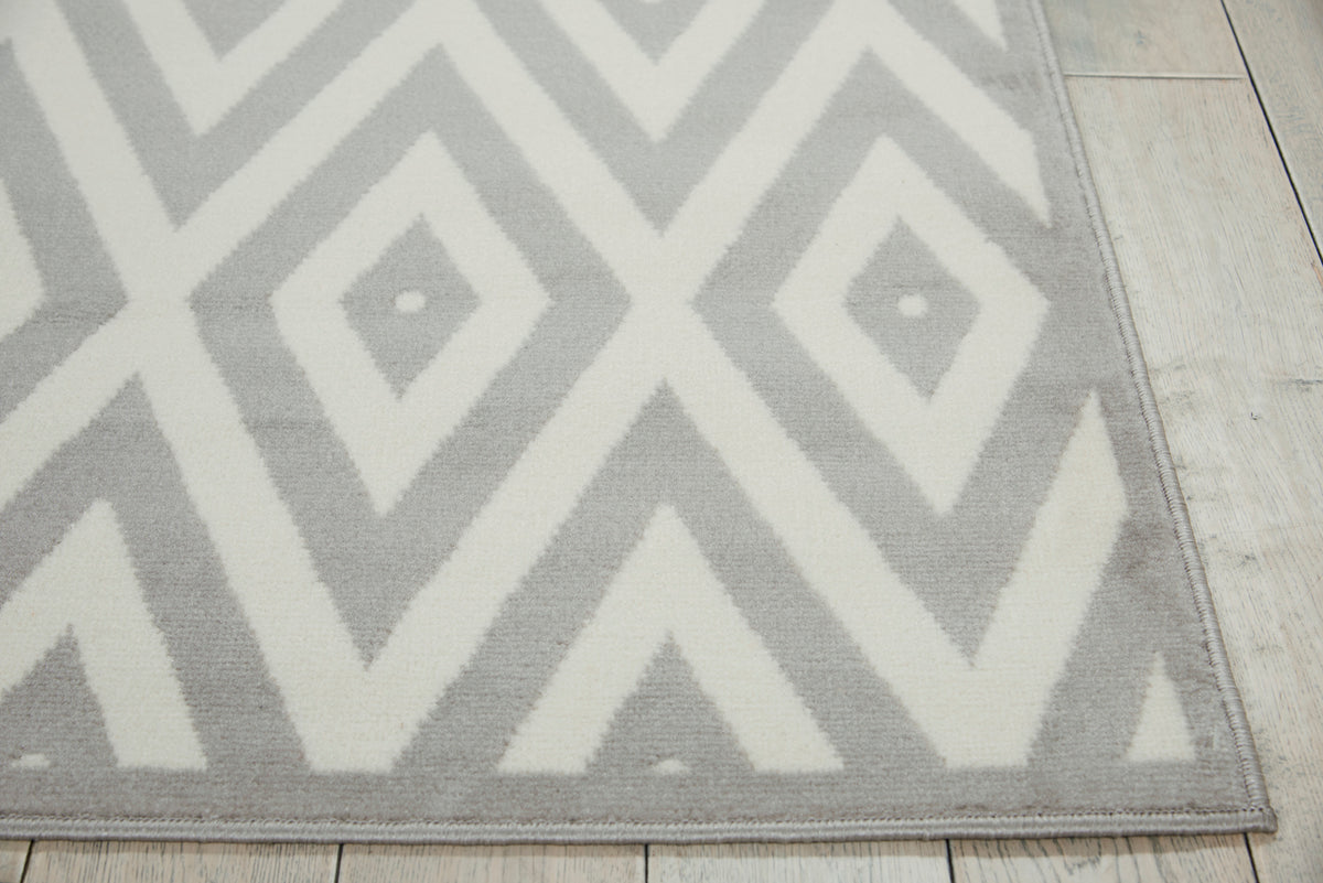 Grafix GRF18 White/Grey Rug