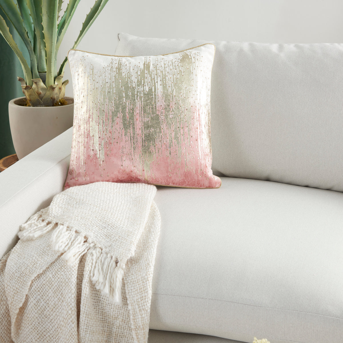 Sofia PN506 Blush 18" x 18" Throw Pillows