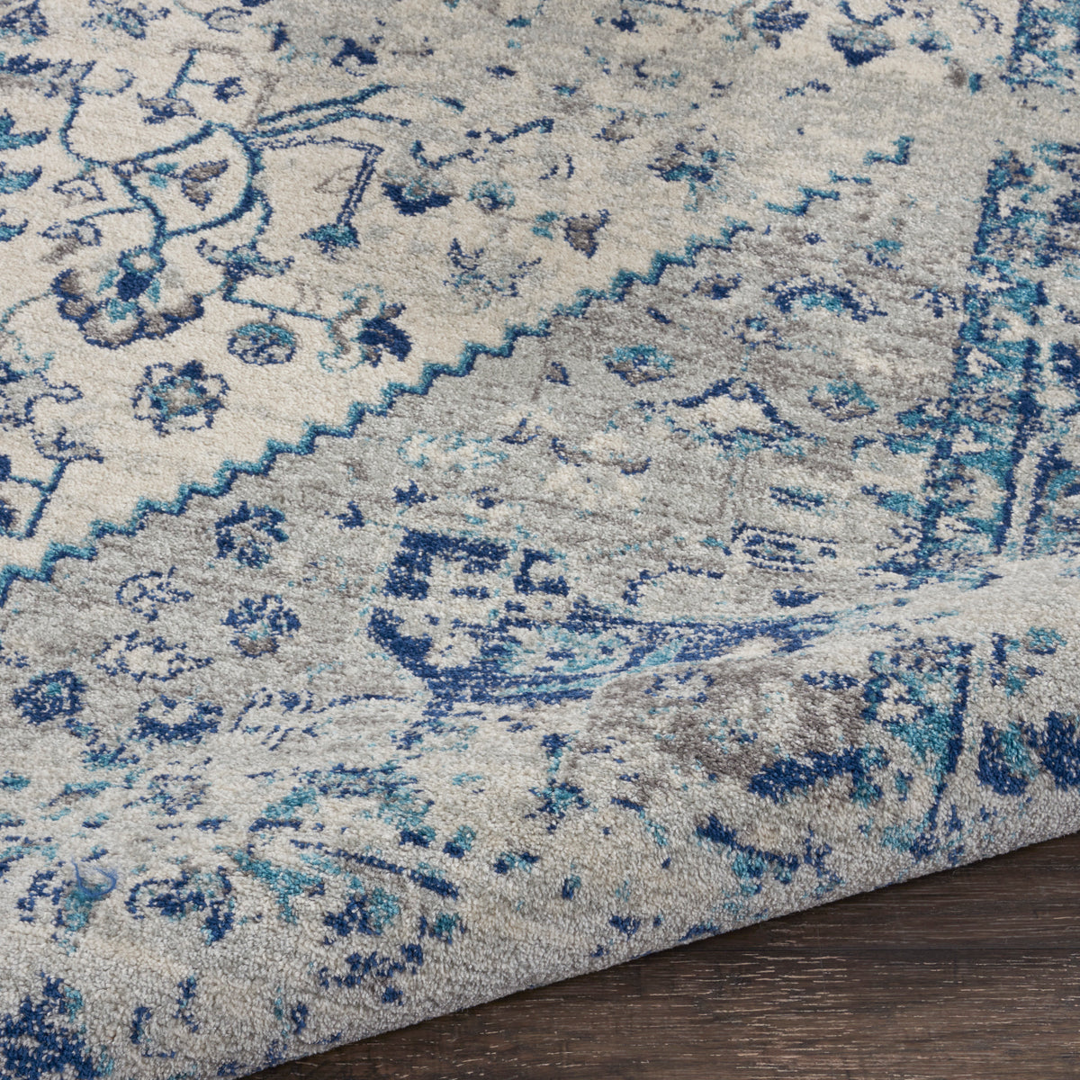 Tranquil TRA06 Ivory Light Blue Rug