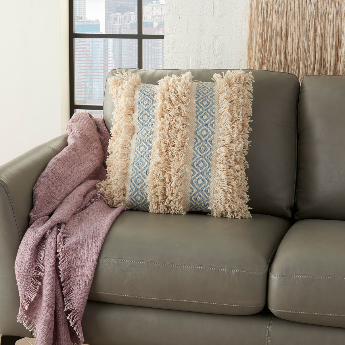 Lifestyle DL033 Ocean 18" x 18" Throw Pillows