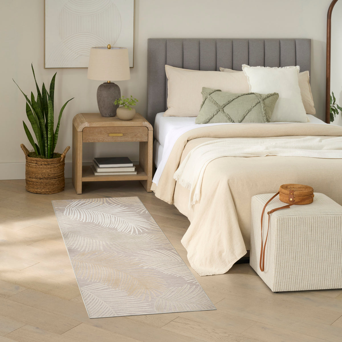 Suncoast SNC03 Beige Rug