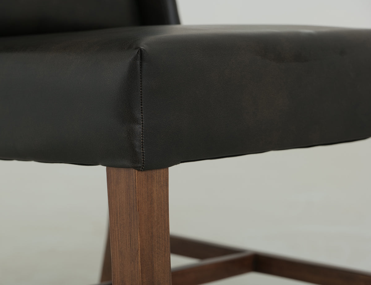 Riverwood Upholstered Chair, Chair with a high backrest
