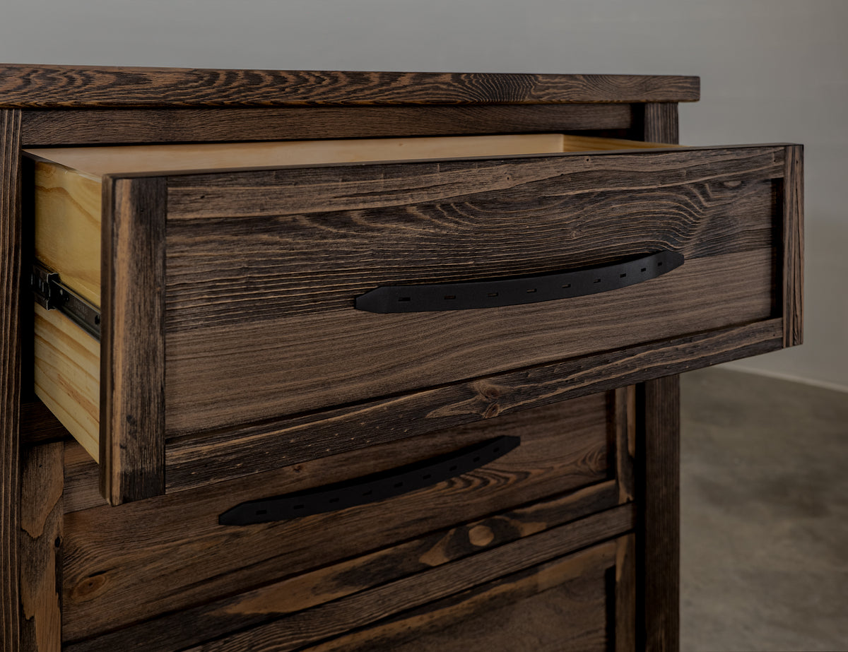 Dutton Chest, 4 Drawer