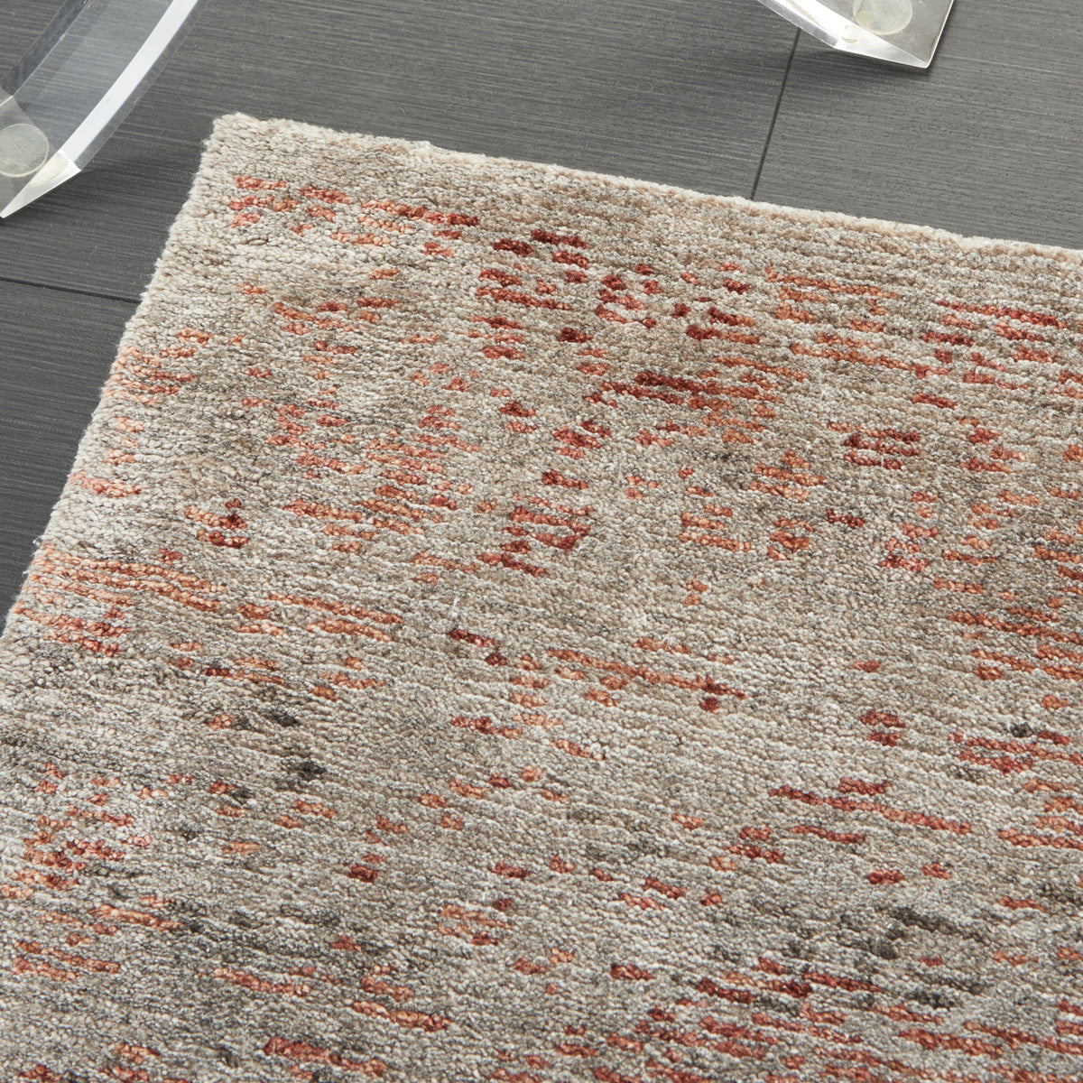 Lucent LCN07 Silver Red Rug