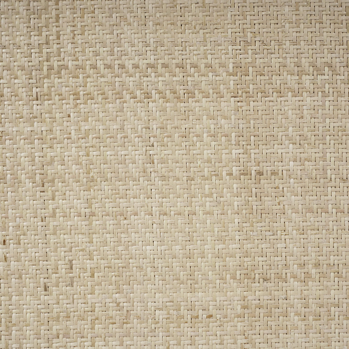 Willis Swivel Chair w/ Mahogany Frame in Straw Wash & Rattan Natural w/ Dinara Natural Fabric