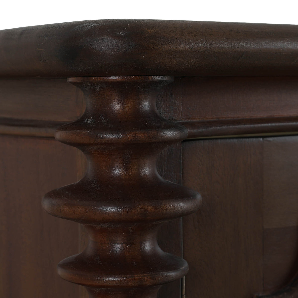 Milano 4 Door Sideboard in Walnut w/ Putty Interior