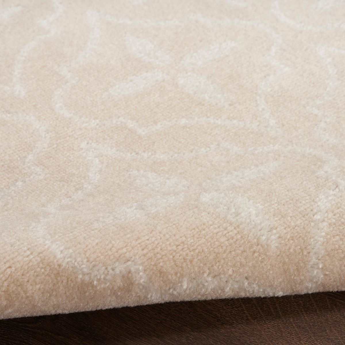 Nourison Essentials NRE04 Ivory Beige Rug