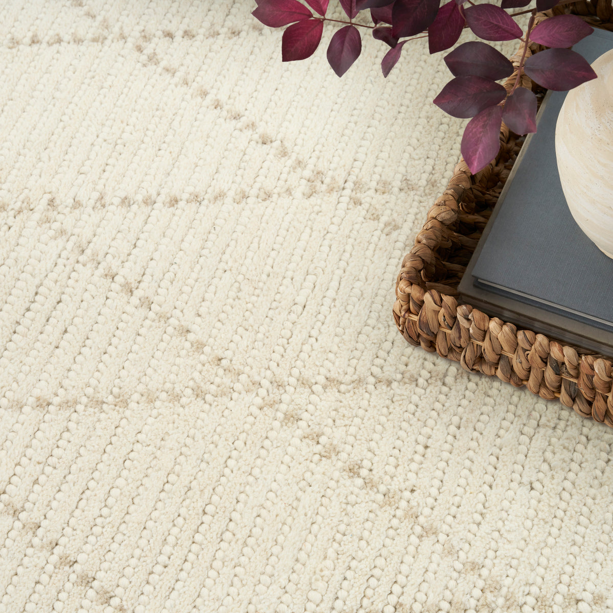 Azure AZU01 Ivory Rug
