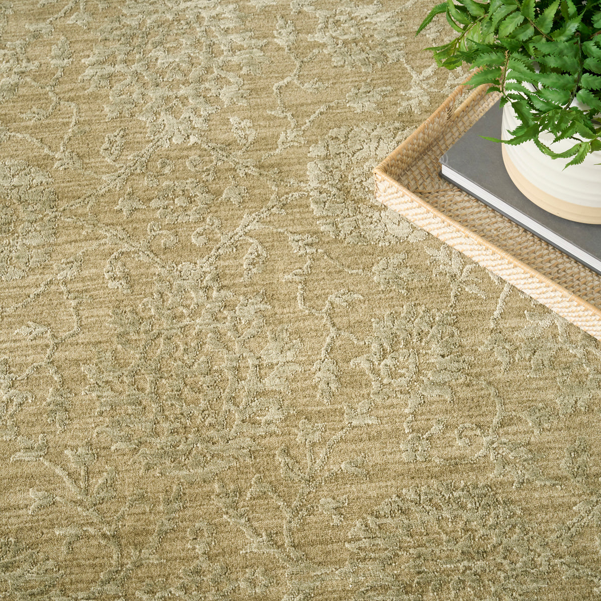Moonlit MLI03 Green Rug
