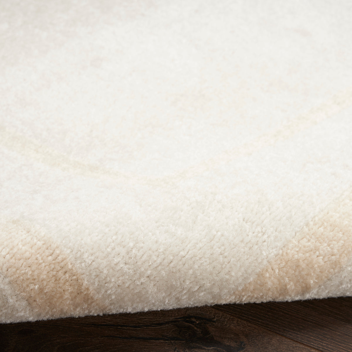 Nourison Essentials NRE02 Ivory Gold Rug