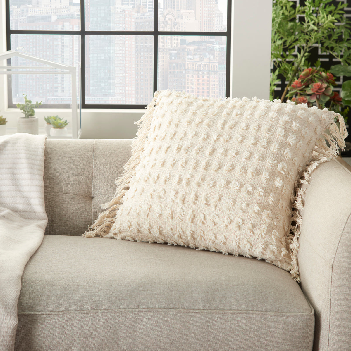 Lifestyle GT037 Cream 20" x 20" Throw Pillows