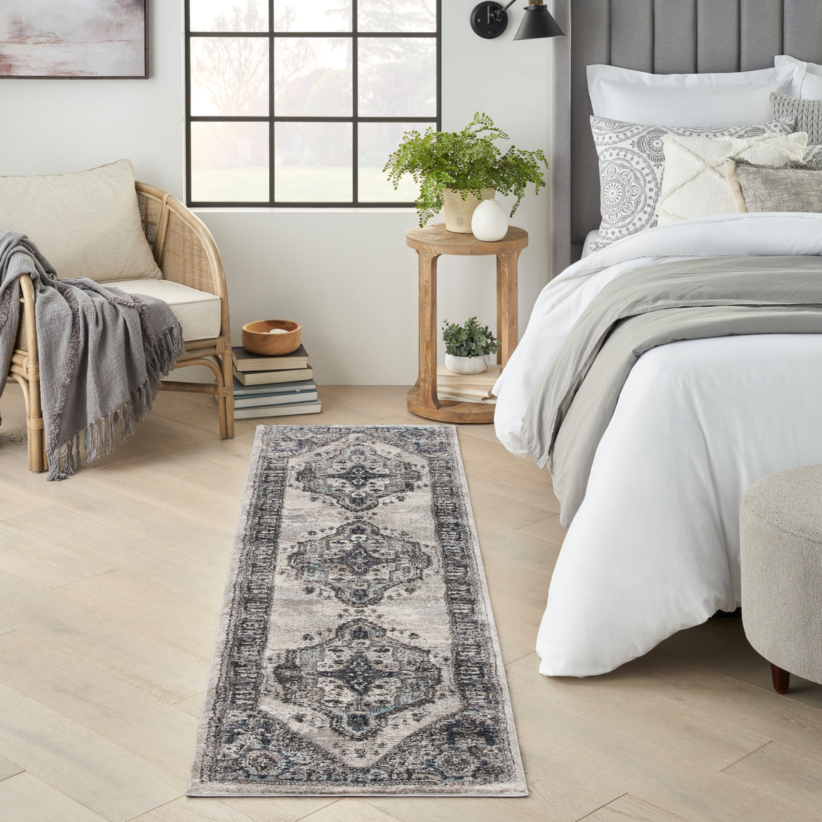 American Manor AMR02 Grey Rug