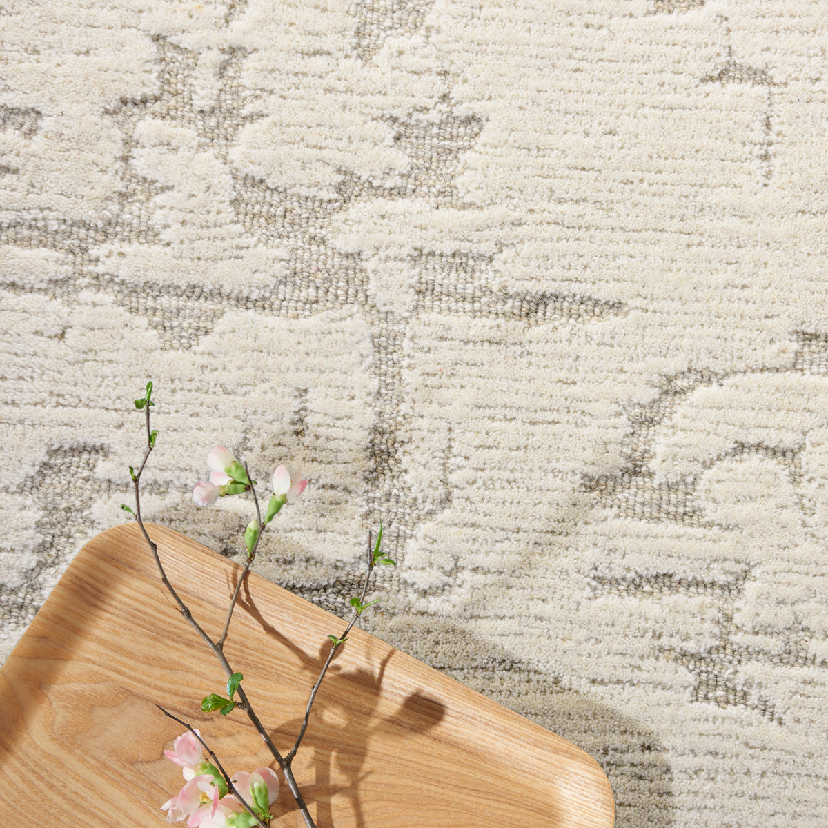 CK009 Sculptural SCL01 Ivory Rug