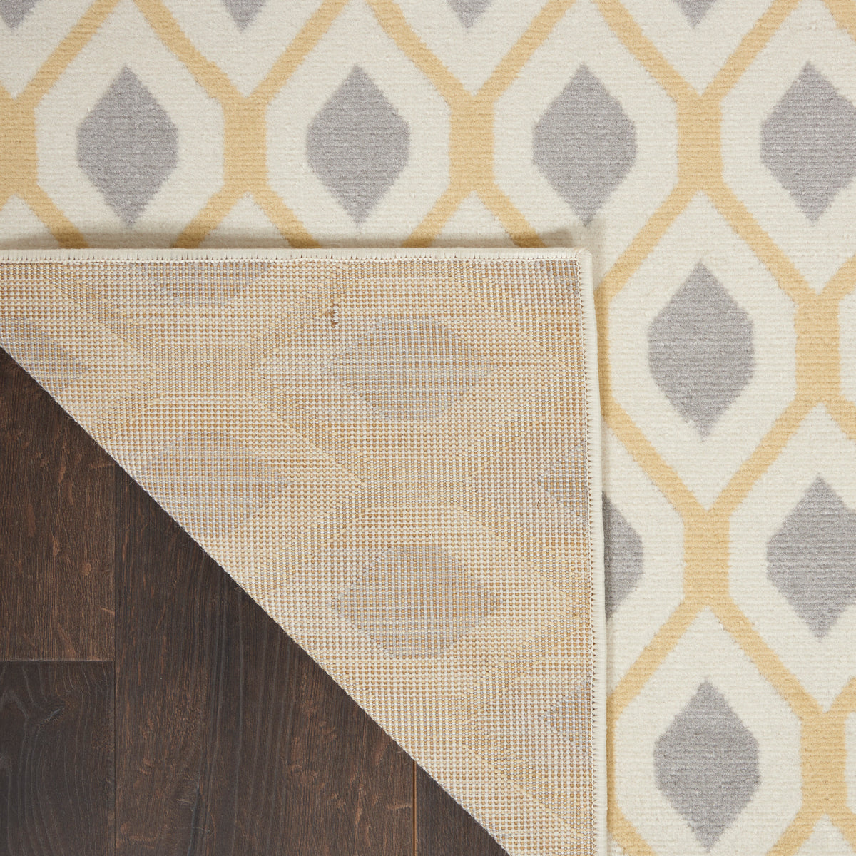 Grafix GRF22 White Rug