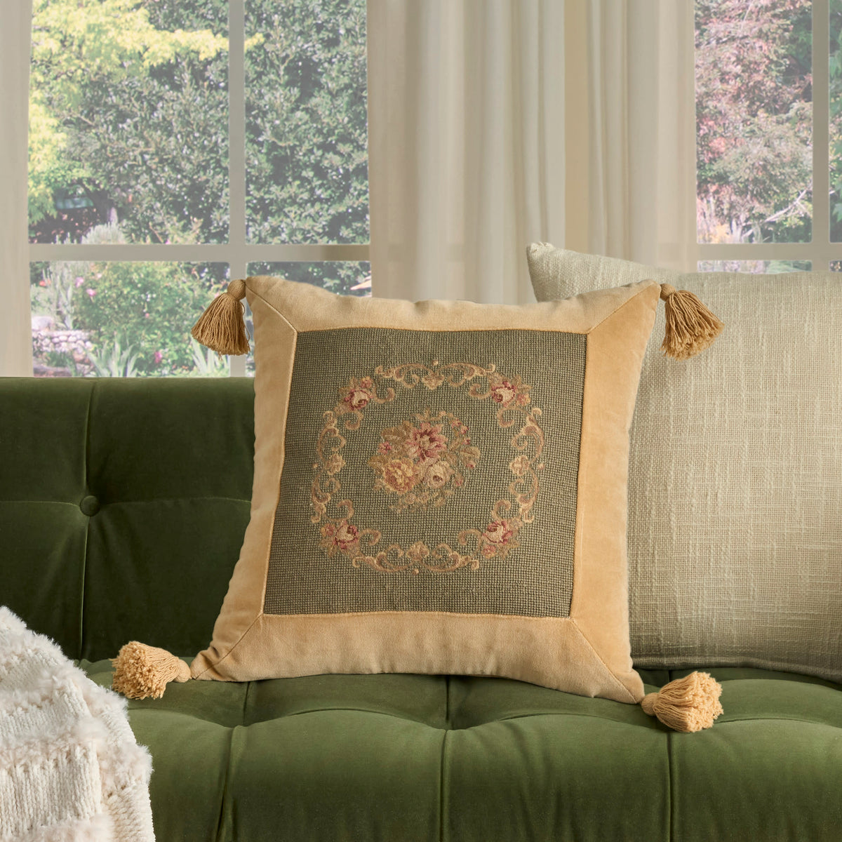 Vintage Pillow VAN12 Sage 18" x 18" Throw Pillows