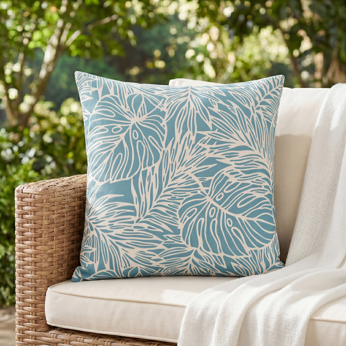 Outdoor Pillows VJ244 Turquoise 18" x 18" Throw Pillows