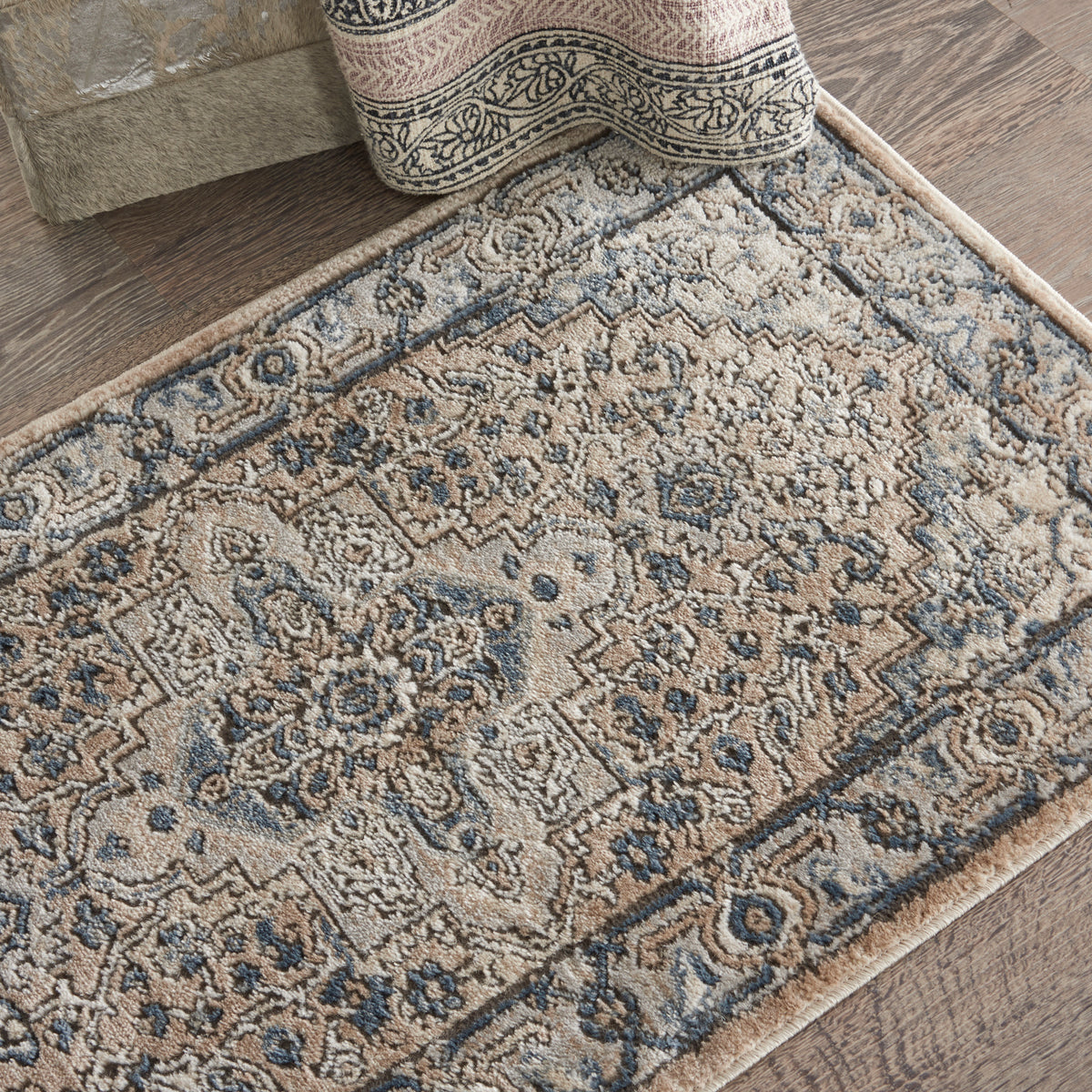 Quarry QUA05 Beige Grey Rug
