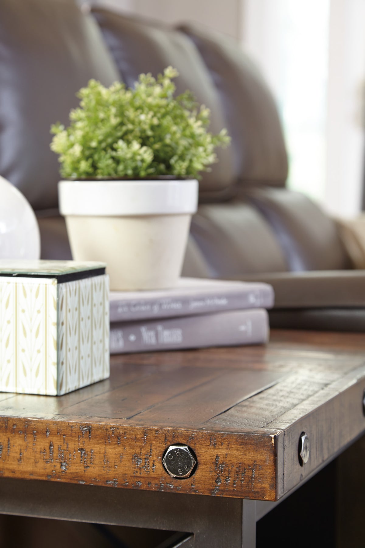 Carpenter Lamp Table