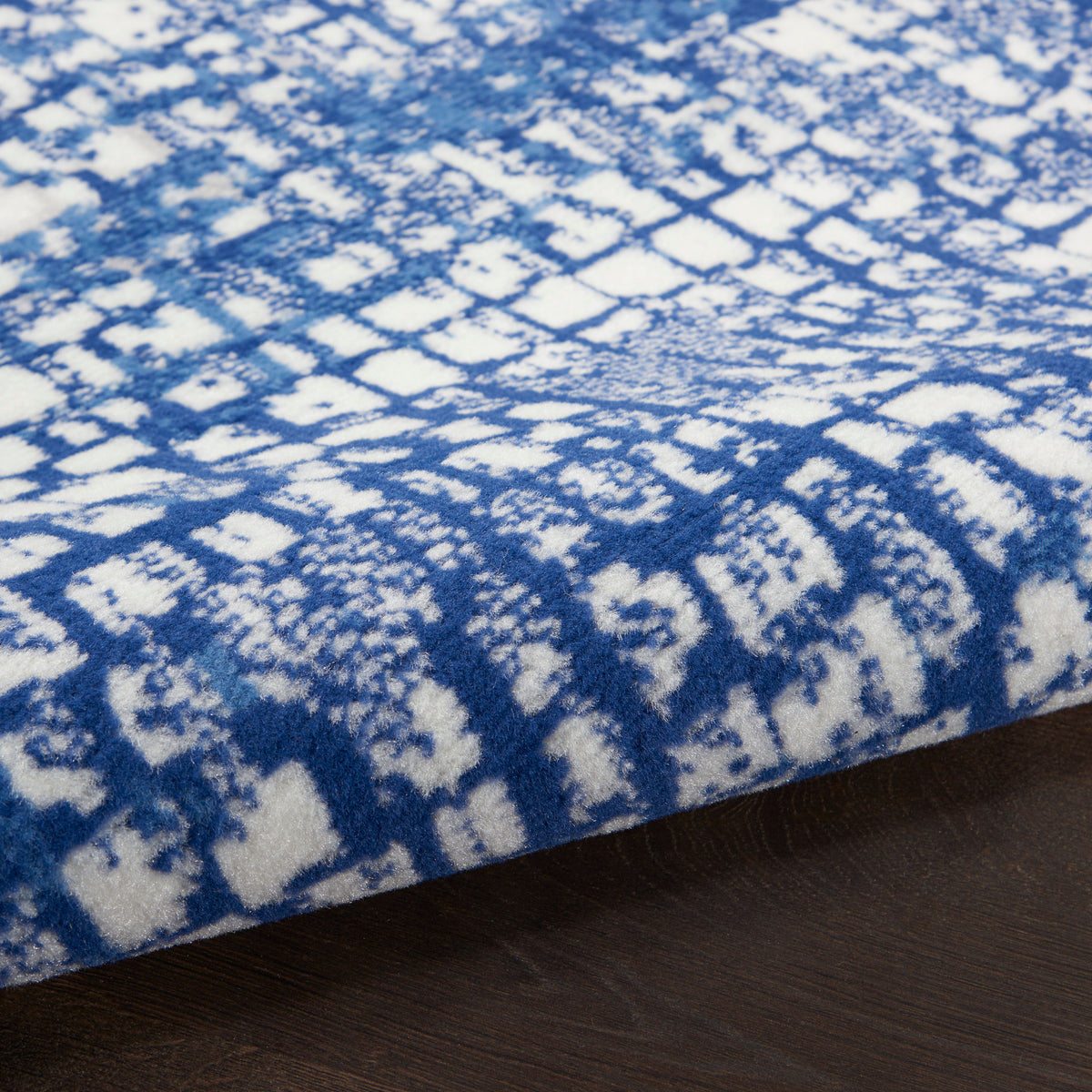Whimsicle WHS07 Ivory Navy Rug