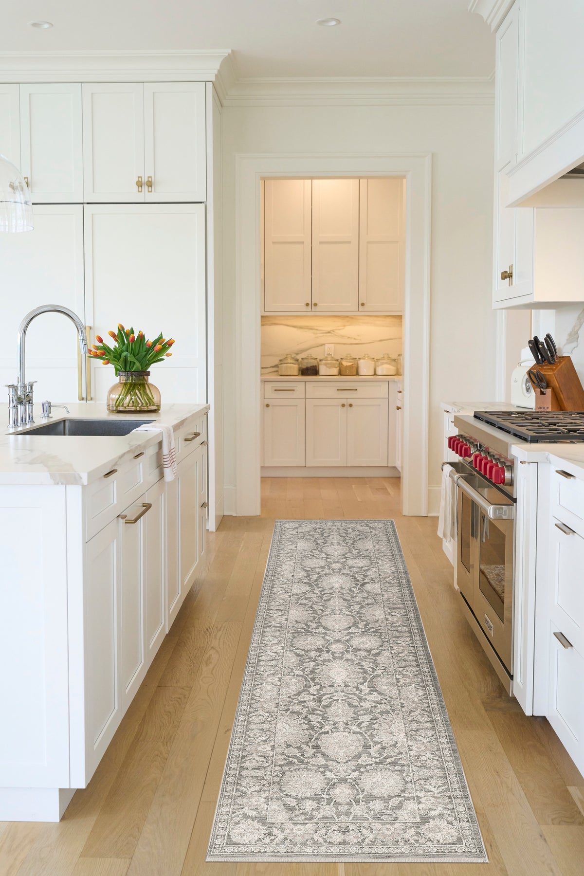 Shadows SHW08 Sage Ivory Rug