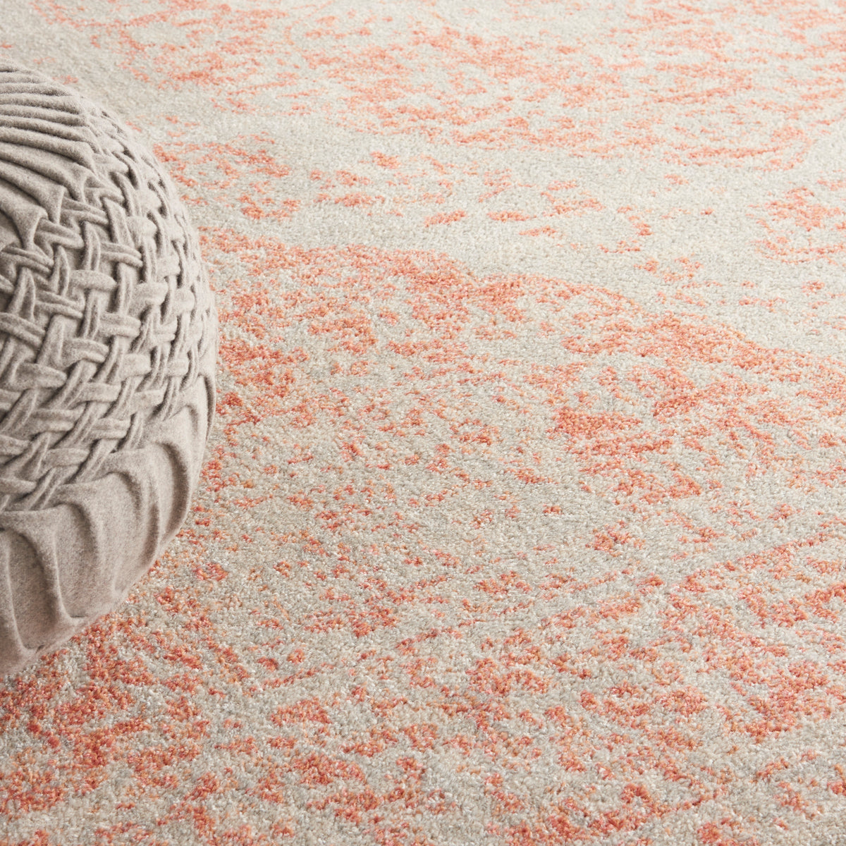 Tranquil TRA05 Ivory Pink Rug