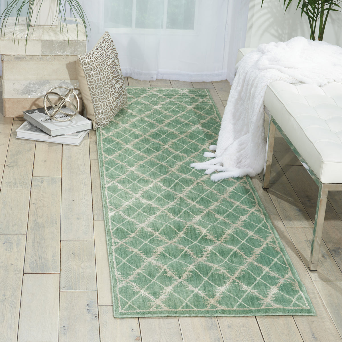 Tranquility TNQ01 Light Green Rug