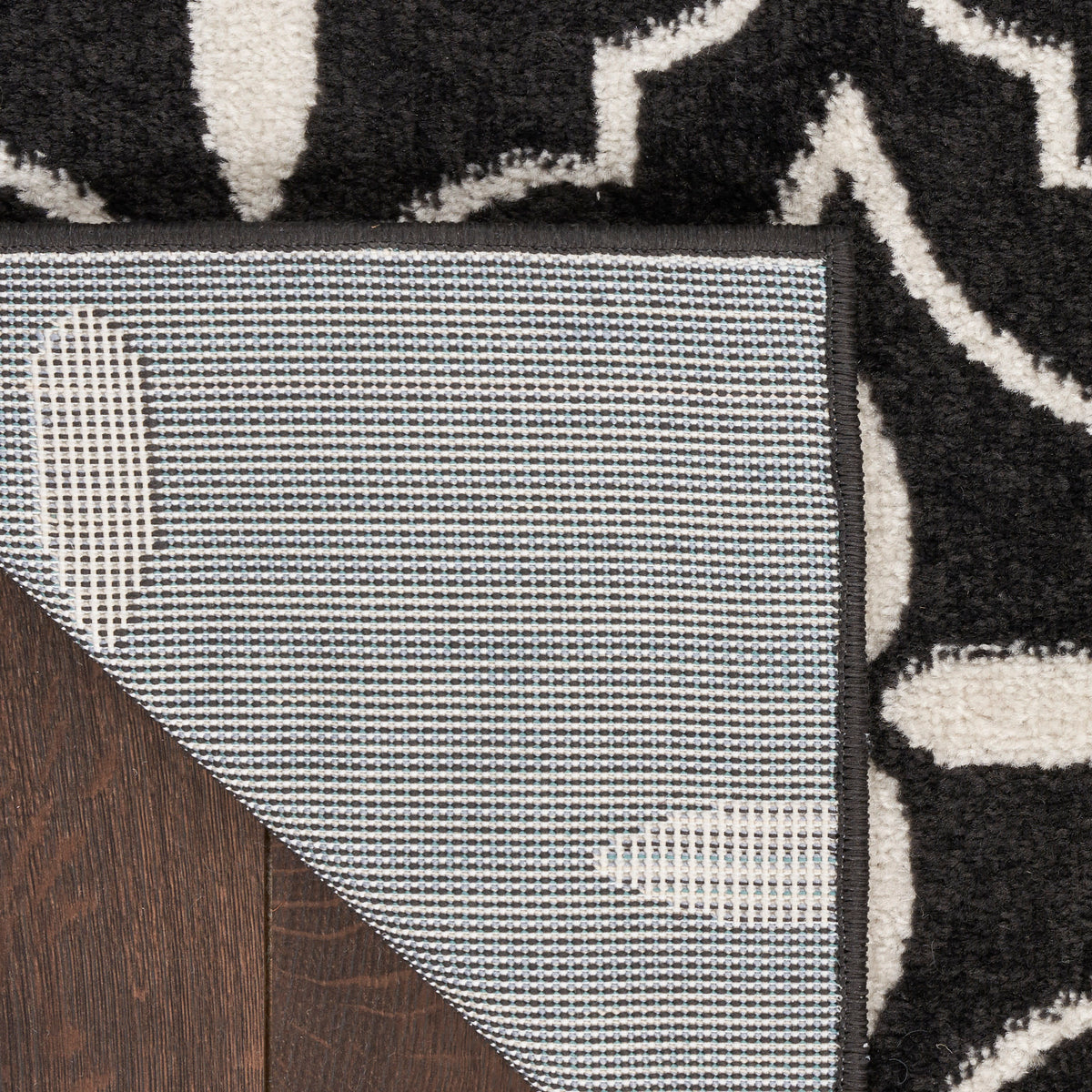 Nourison Essentials NRE04 Black Ivory Rug