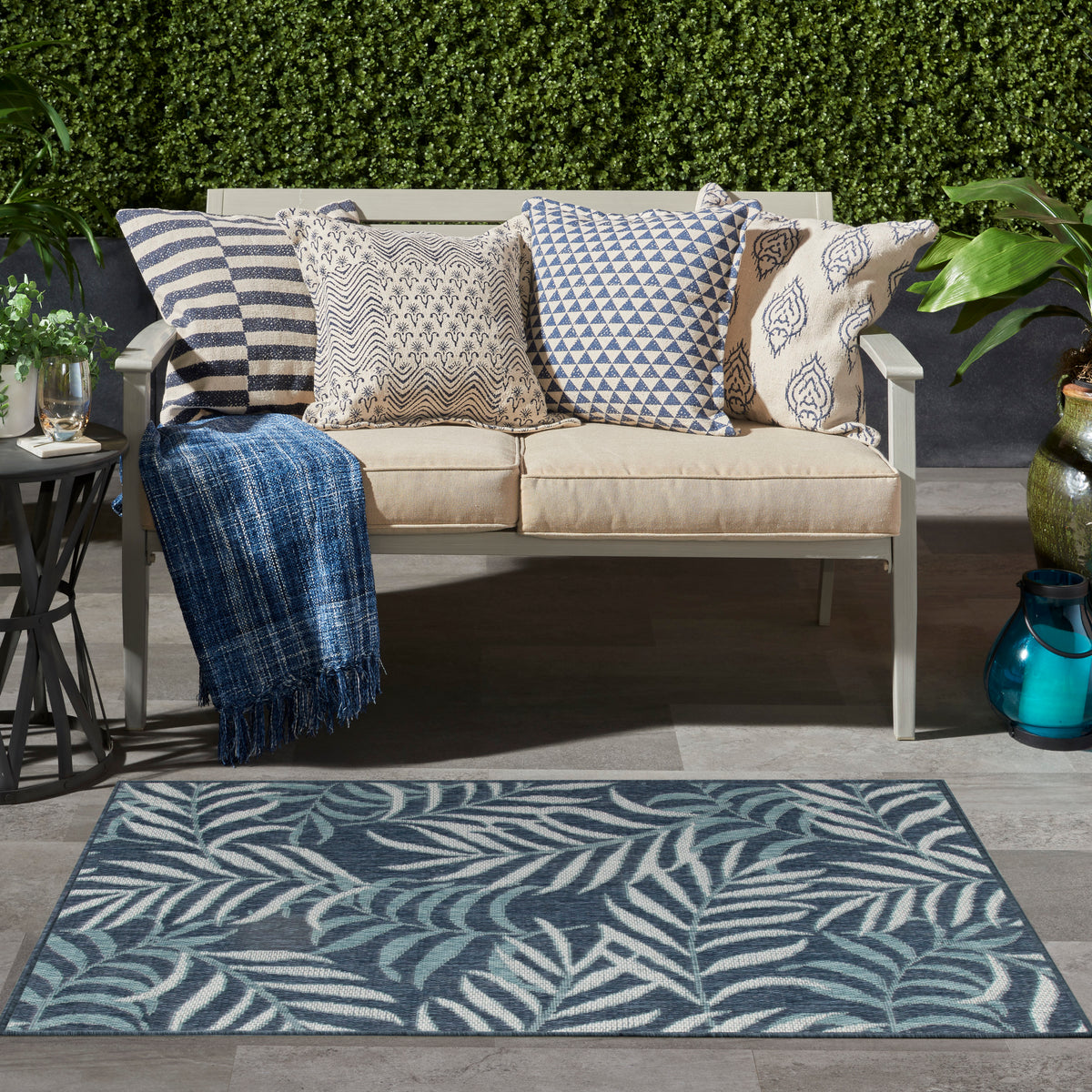 Garden Oasis GOA01 Navy Rug