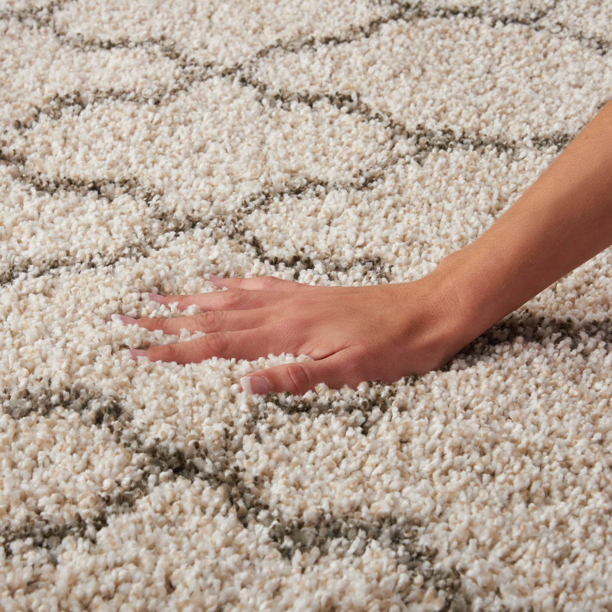 Amore AMOR2 Cream Rug