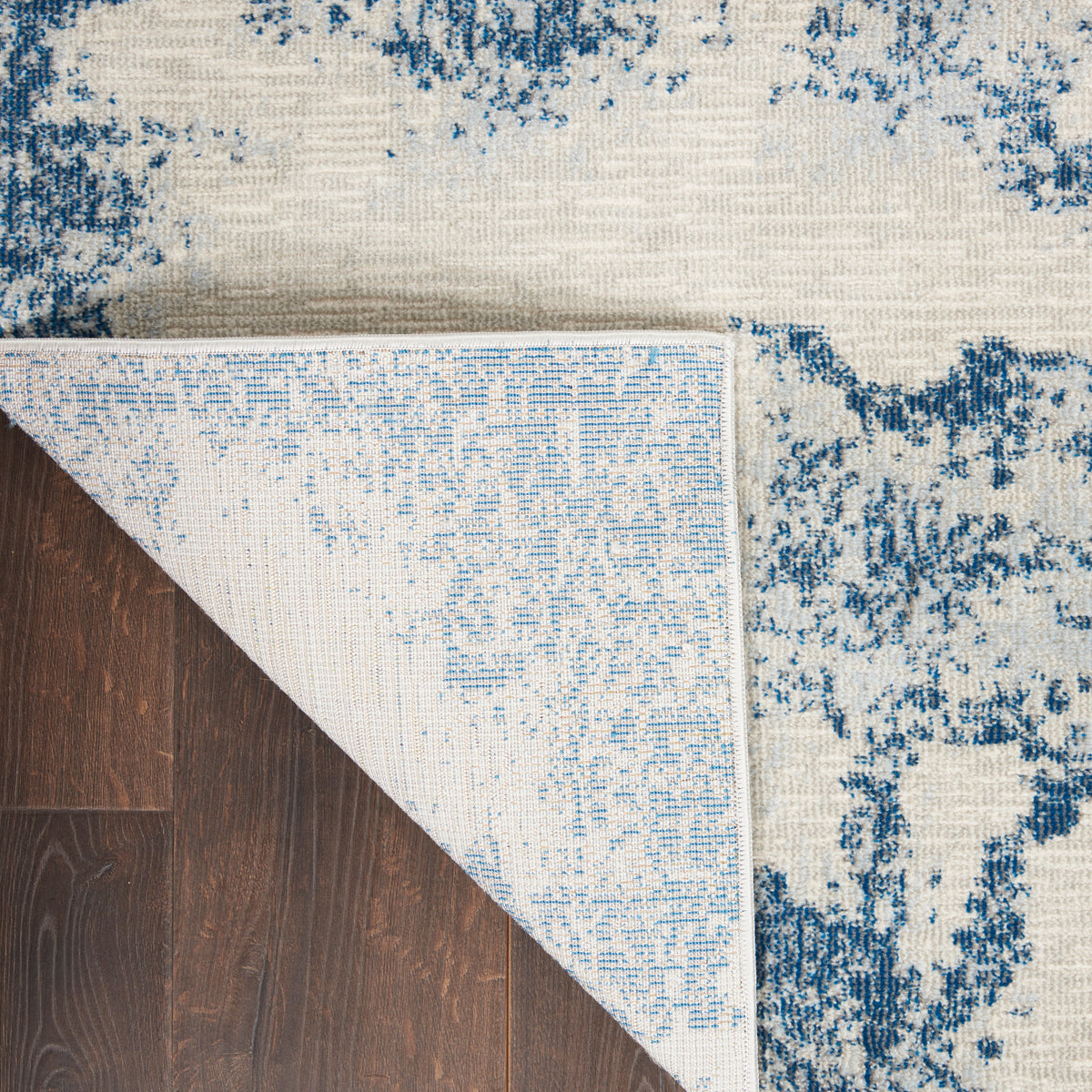 Etchings ETC03 Ivory/Light Blue Rug