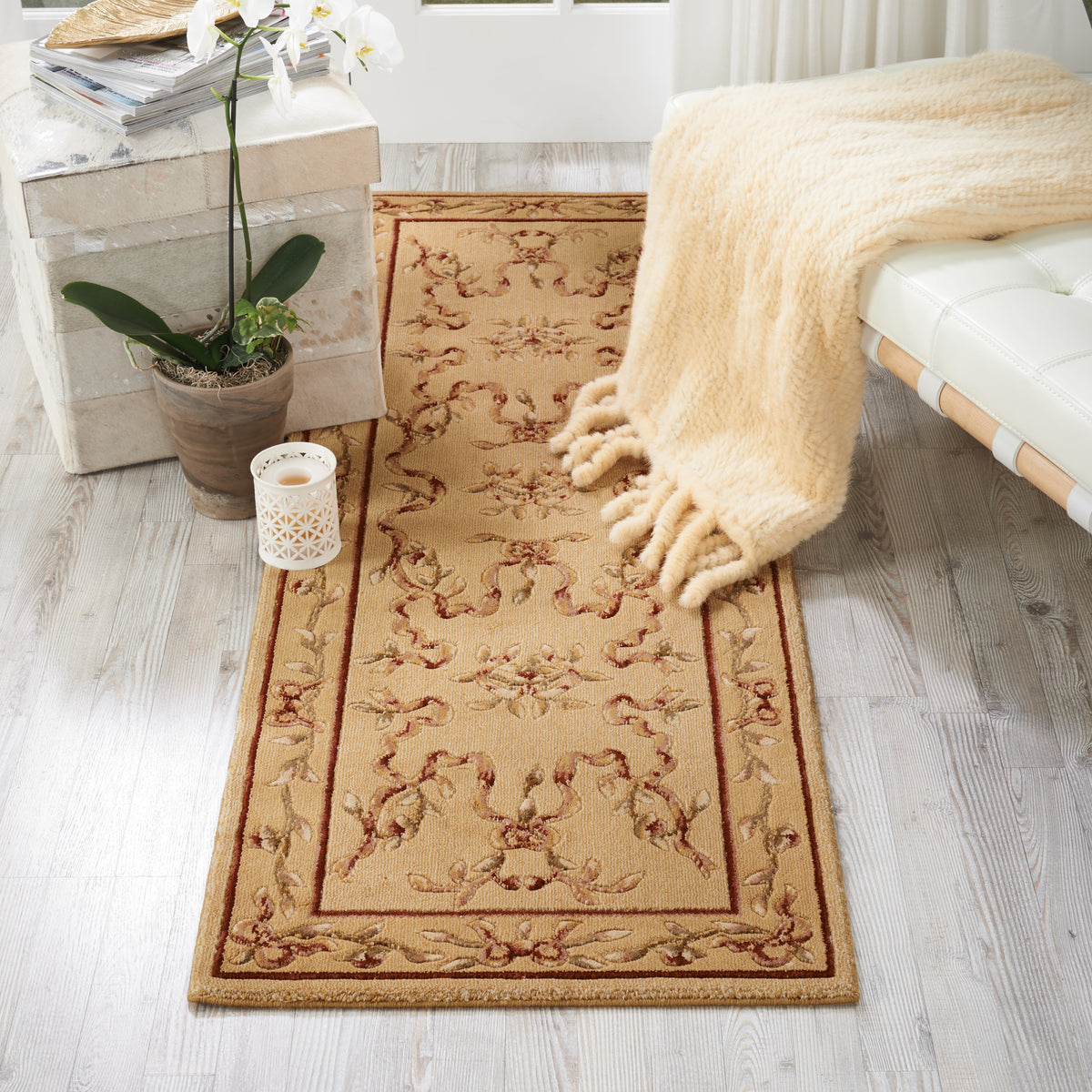 Ashton House AS10 Light Gold Rug
