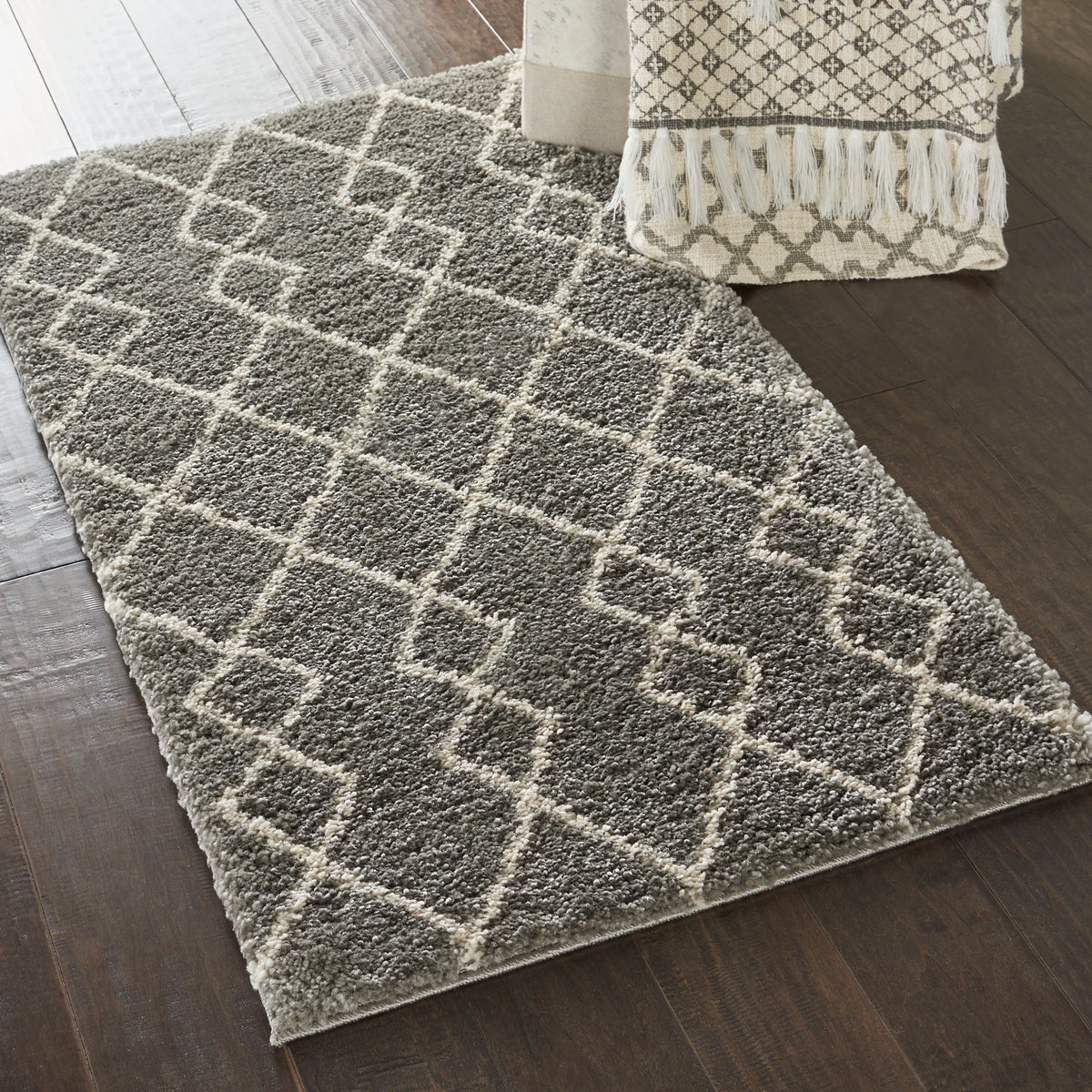 Martil MAT01 Silver Rug