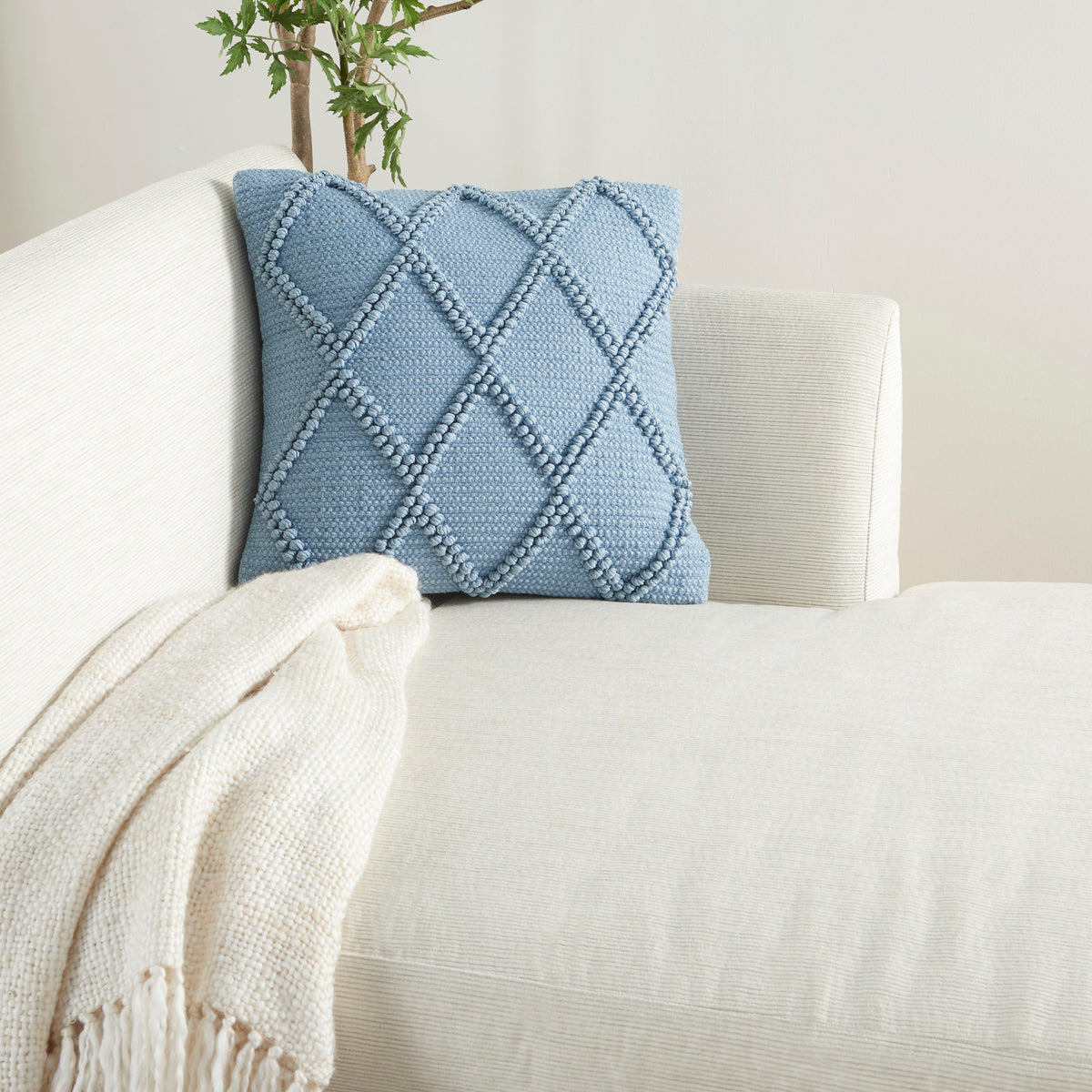 Lifestyle GC101 Ocean 18" x 18" Throw Pillows
