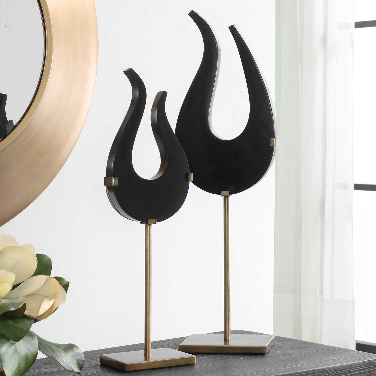 Black Flame Sculptures Set/2