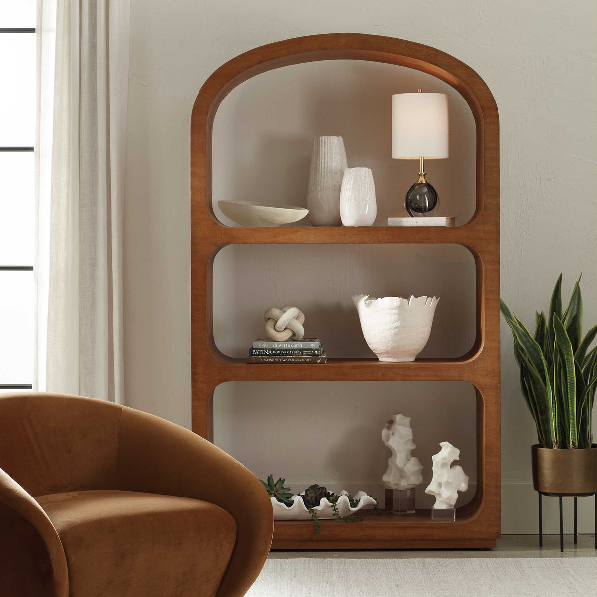 Achley Seamless Wooden Etagere