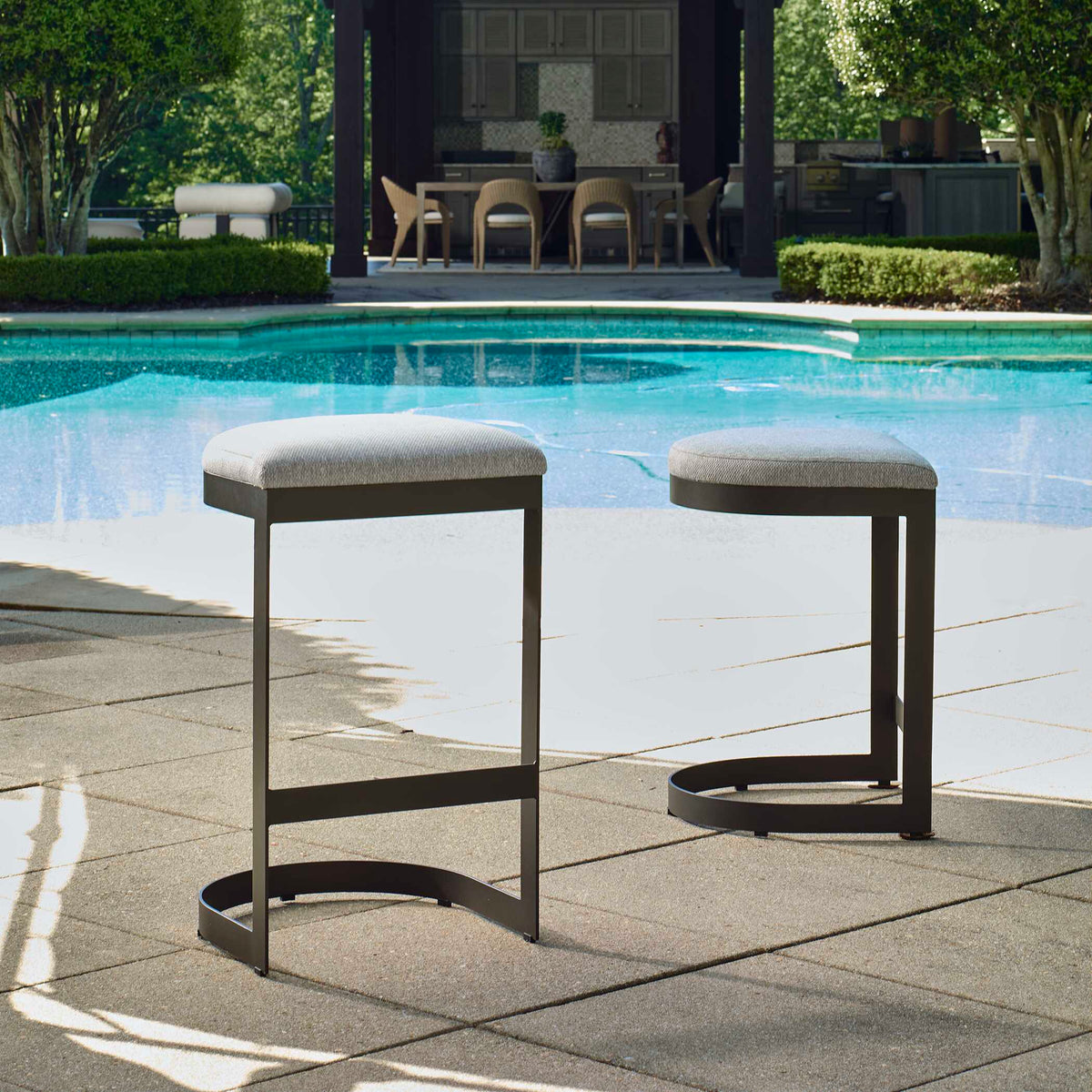 Maude Outdoor Stool