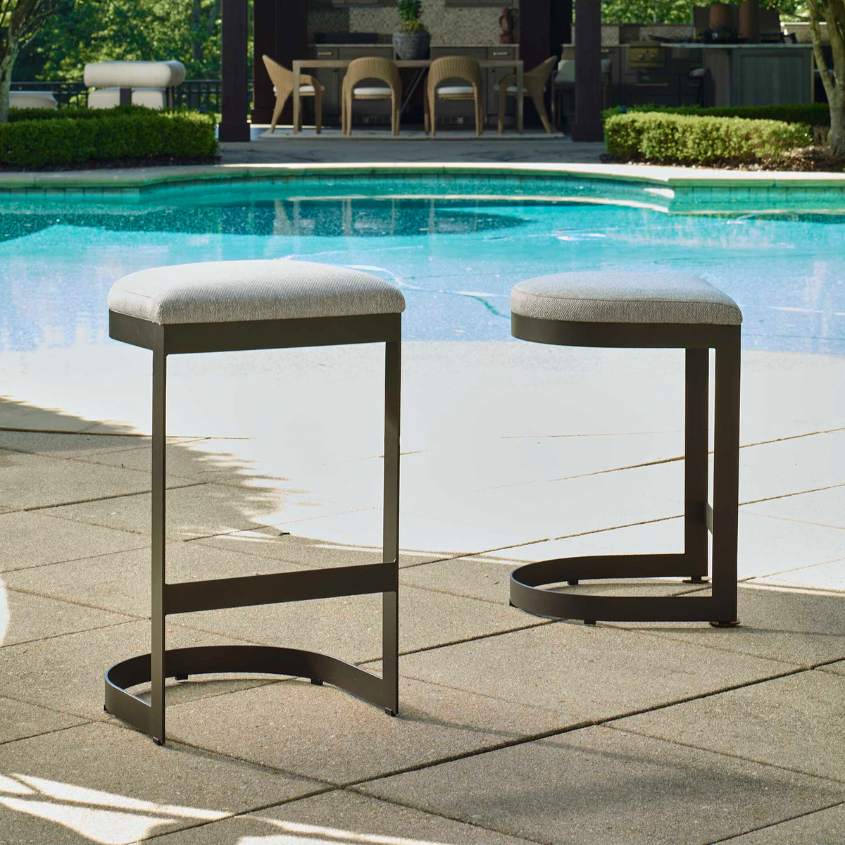 Maude Outdoor Stool