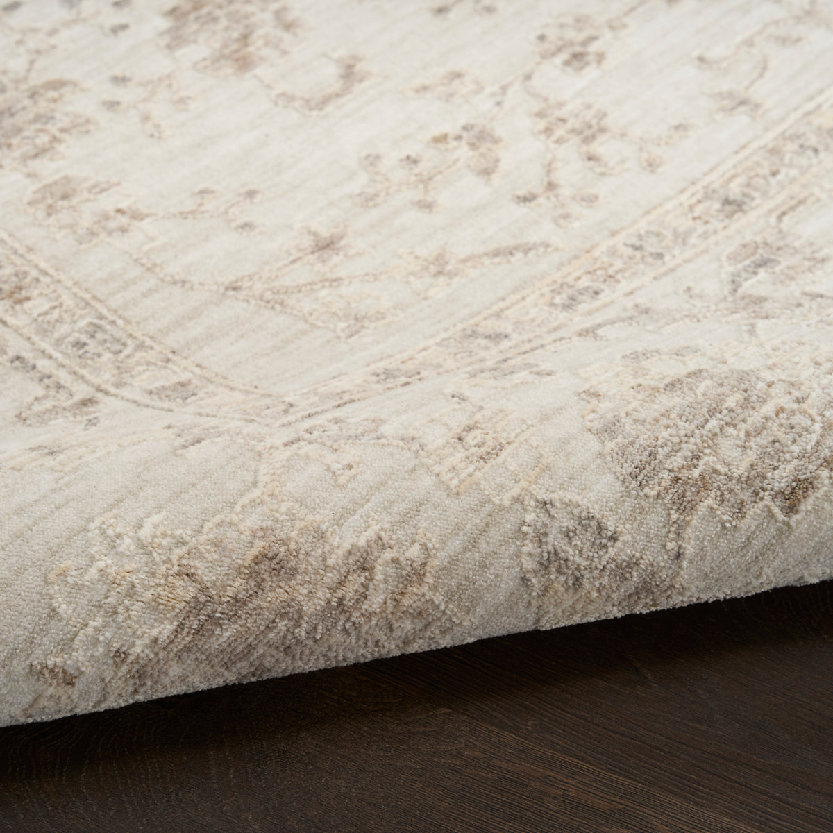 Shadows SHW07 Ivory Rug