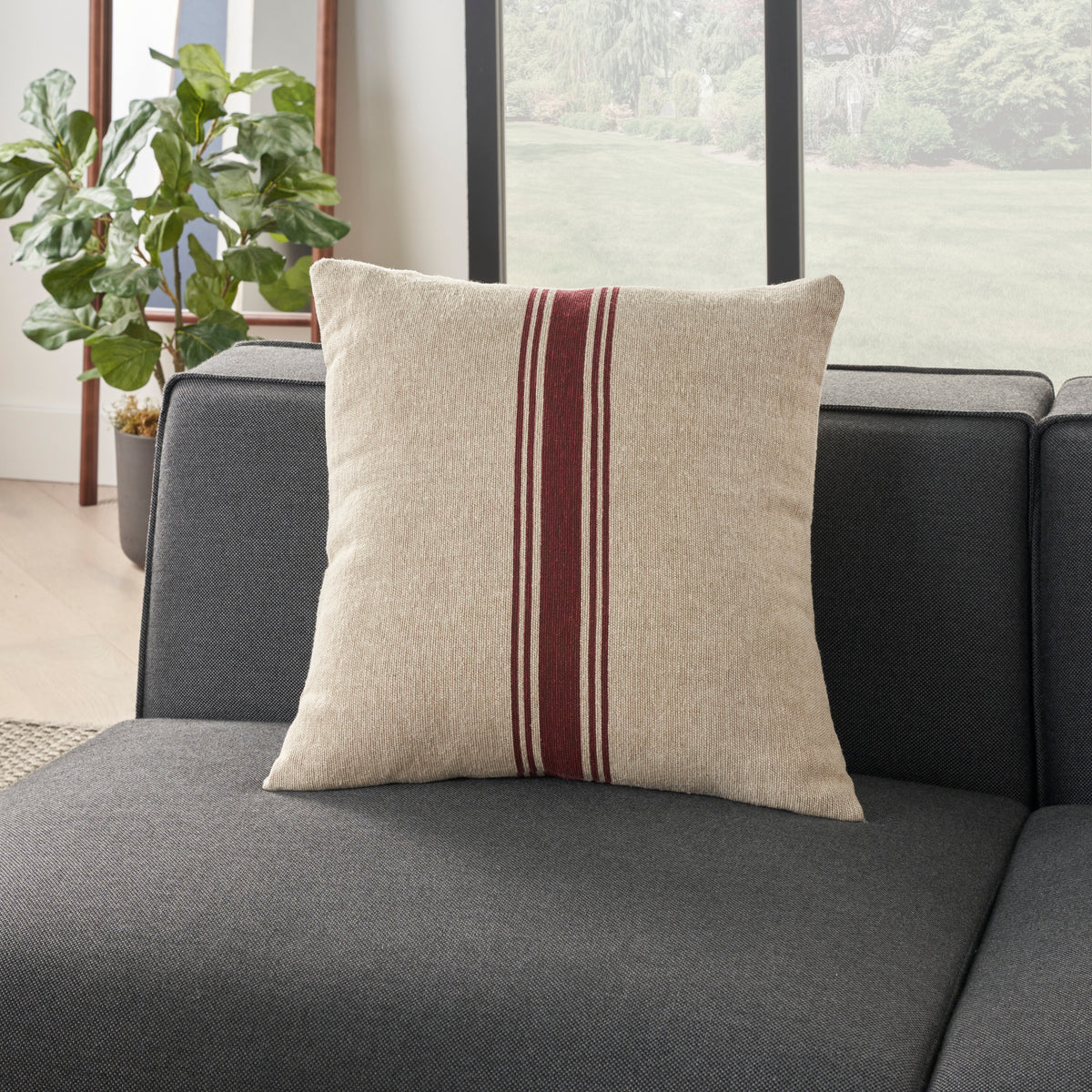 Lifestyle VJ241 Maroon Natural 20" x 20" Throw Pillows