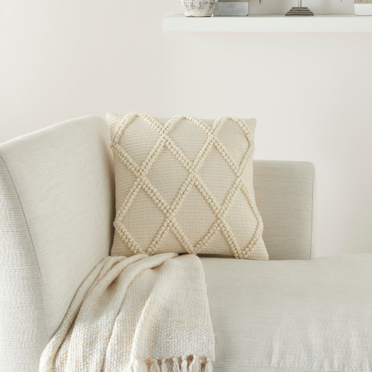 Lifestyle GC101 Ivory 18" x 18" Throw Pillows