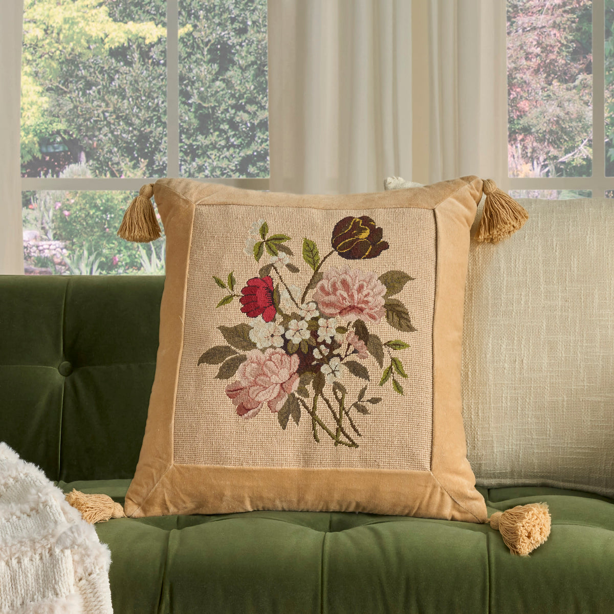 Vintage Pillow V8245 Beige 20" x 20" Throw Pillows