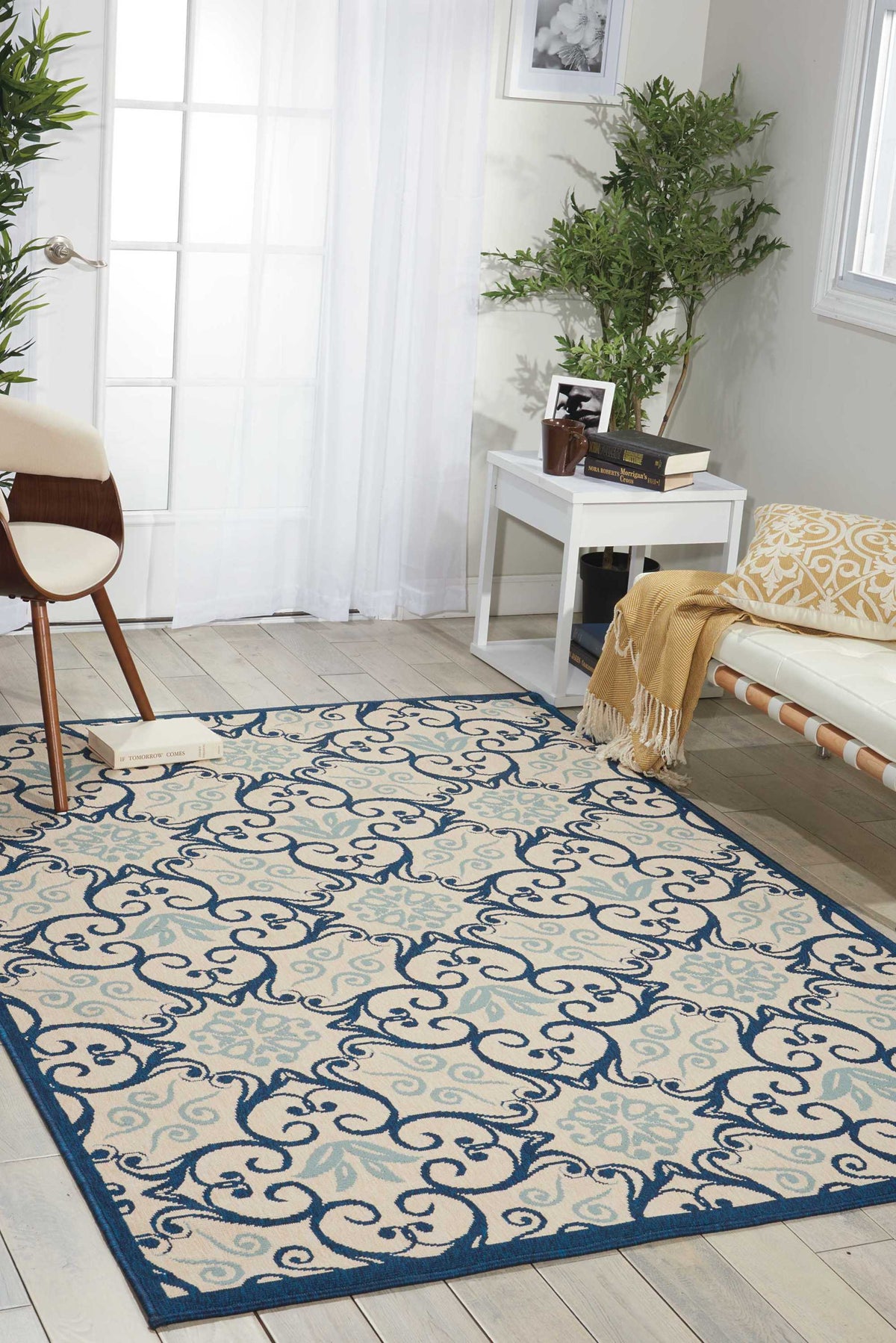 Caribbean CRB02 Ivory Navy Rug